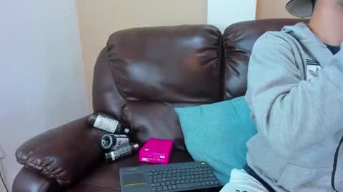  Salvatore online show from 04-21-26, 10:12