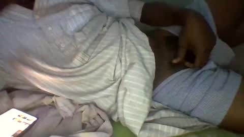 Snapshot of sam223382879 chatting on 01-06-25, 08:39 sam223382879 online show from 01-06-25, 08:39