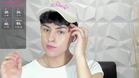 Snapshot of sam_daves_ chatting on 02-10-26, 02:10 Sam online show from 02-10-26, 02:10