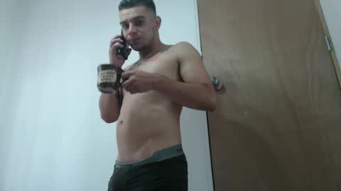 Snapshot of sam_davies21 chatting on 11-03-25, 04:19 Sam Davies online show from 11-03-25, 04:19