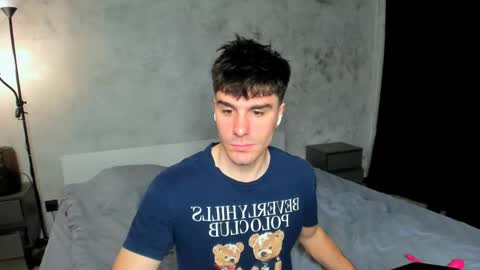 Snapshot of sam_huston18 chatting on 06-03-26, 02:58 BACK IN 2 WEEKS online show from 06-03-26, 02:58