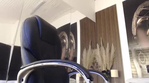 SAM MANSON online show from 09-30-25, 01:38