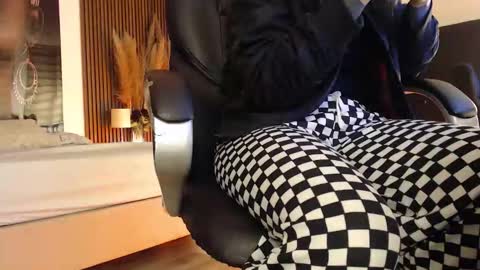 SAM MANSON online show from 02-10-26, 12:09