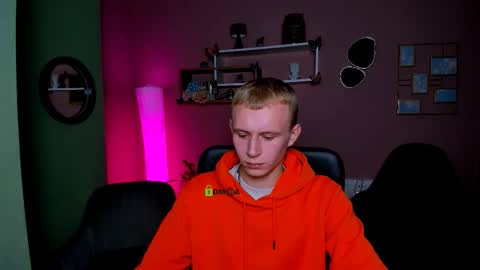 Sam online show from 11-25-25, 08:31