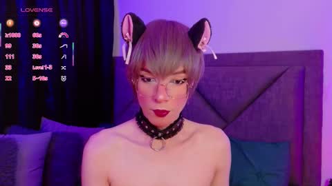 Snapshot of sam_russo chatting on 09-27-25, 07:46 Sam online show from 09-27-25, 07:46