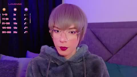 Snapshot of sam_russo chatting on 09-28-25, 07:14 Sam online show from 09-28-25, 07:14