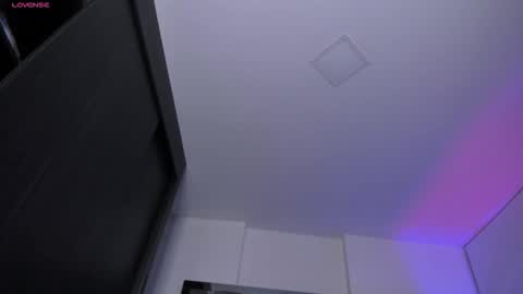 Snapshot of samaay_ chatting on 10-27-25, 04:05 samaay_ online show from 10-27-25, 04:05