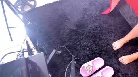 samanta__fox5 online show from 04-12-26, 01:05