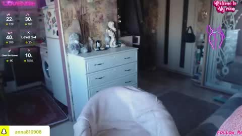 Marry online show from 10-31-25, 09:43