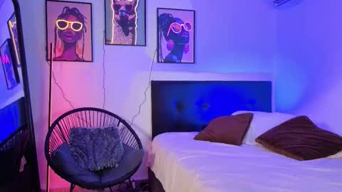 Samanta online show from 12-22-25, 12:57