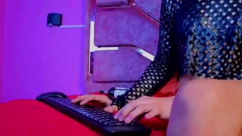 Snapshot of samantaa_liov chatting on 04-30-26, 08:57 samantaa_liov online show from 04-30-26, 08:57