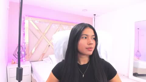Snapshot of samantaa_shy chatting on 07-03-26, 02:18 sam online show from 07-03-26, 02:18