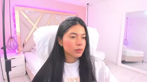 Snapshot of samantaa_shy chatting on 07-26-26, 02:42 sam online show from 07-26-26, 02:42