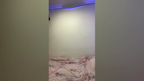 Samantha online show from 04-23-26, 12:12