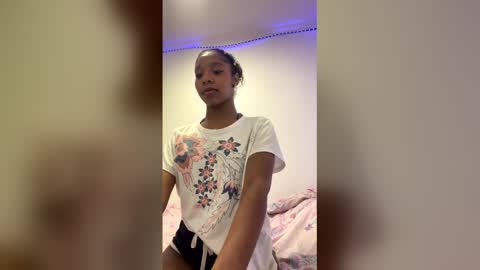 Samantha online show from 04-25-26, 09:12