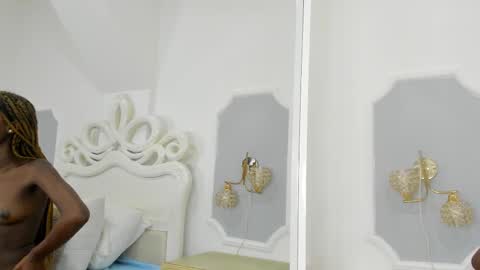 Snapshot of samantamarquez chatting on 02-11-25, 01:20 Samanta online show from 02-11-25, 01:20