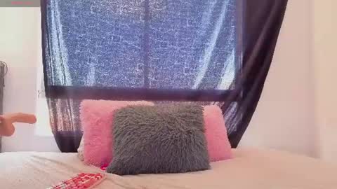 Snapshot of samantamaturehot chatting on 06-23-26, 06:39 Samanta... online show from 06-23-26, 06:39