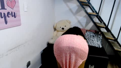 Snapshot of samantha2girl chatting on 01-09-25, 02:11 samantha online show from 01-09-25, 02:11