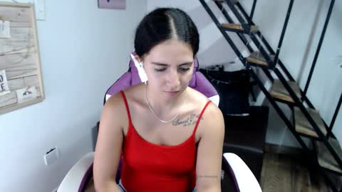 Snapshot of samantha2girl chatting on 11-06-25, 07:04 samantha online show from 11-06-25, 07:04