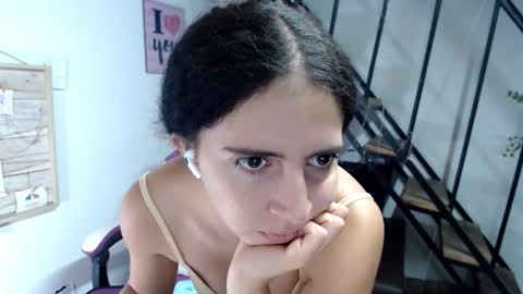 Snapshot of samantha2girl chatting on 11-17-25, 04:13 samantha online show from 11-17-25, 04:13