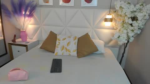 SAMANTHA online show from 10-19-25, 12:06