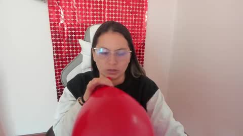 Samantha  online show from 02-14-25, 01:18