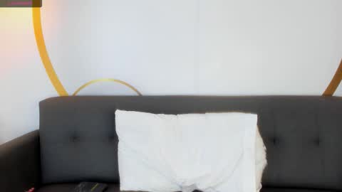 Samantha Beckham online show from 11-18-25, 03:27