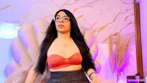 Samantha Diamont online show from 04-15-26, 07:58