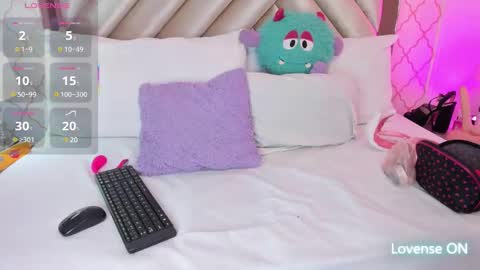 Snapshot of samantha_duque11 chatting on 03-01-25, 08:53 Samantha online show from 03-01-25, 08:53