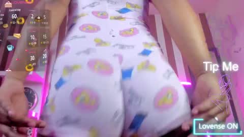 Samantha online show from 10-23-25, 05:07