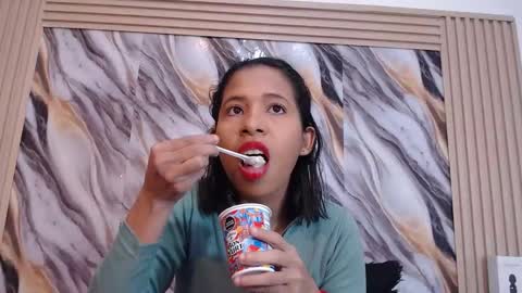 lizzy online show from 01-14-26, 05:18