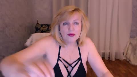 Samantha online show from 04-25-26, 11:46