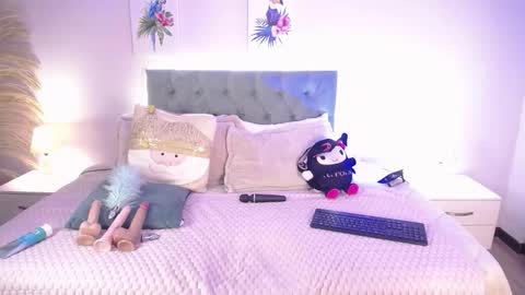 Samantha online show from 12-01-25, 08:08