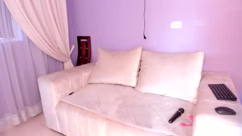 samantha_thompsoon online show from 11-01-25, 09:28