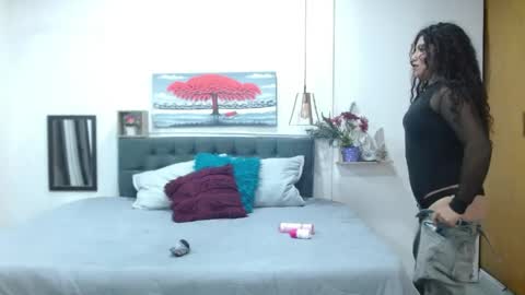 samanthaa_8_ online show from 04-18-26, 07:07