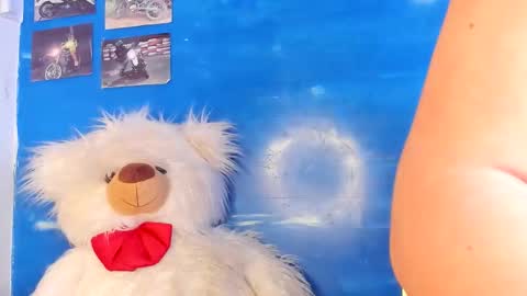 Snapshot of samanthaa_black chatting on 11-12-25, 08:52 Sam online show from 11-12-25, 08:52