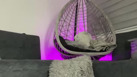 Snapshot of samanthabernardo_ chatting on 05-31-26, 04:20 Samantha Bernardo online show from 05-31-26, 04:20