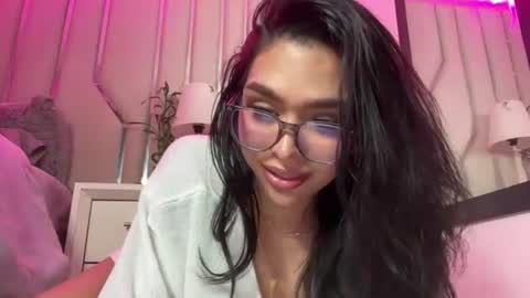Snapshot of samanthabernardo_ chatting on 06-12-26, 04:44 Samantha Bernardo online show from 06-12-26, 04:44