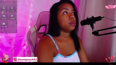 Snapshot of samanthabloom570089 chatting on 02-17-25, 12:43 Samantha Bloom  online show from 02-17-25, 12:43