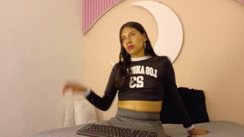 Snapshot of samanthalaurent chatting on 06-04-26, 07:53 samanthalaurent online show from 06-04-26, 07:53