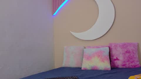 Snapshot of samanthalaurent chatting on 06-13-26, 07:12 samanthalaurent online show from 06-13-26, 07:12