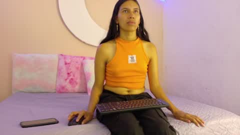 Snapshot of samanthalaurent chatting on 06-22-26, 07:11 samanthalaurent online show from 06-22-26, 07:11