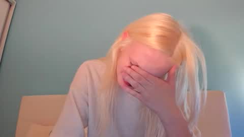 Samantha online show from 12-16-25, 09:31