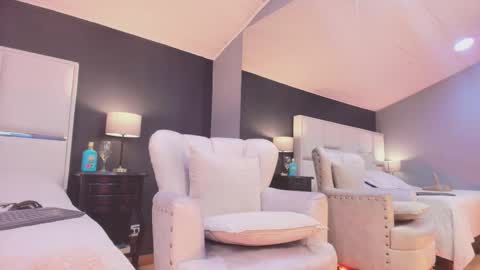 Samanta online show from 11-19-25, 08:20