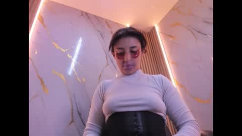 Snapshot of samanthamoonsx chatting on 05-21-26, 08:27 Samantha online show from 05-21-26, 08:27