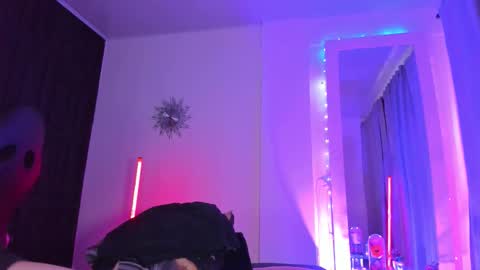 Sam online show from 02-04-26, 09:42