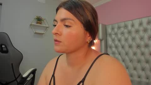 Snapshot of samara_cortes chatting on 11-11-25, 07:36 Samara online show from 11-11-25, 07:36