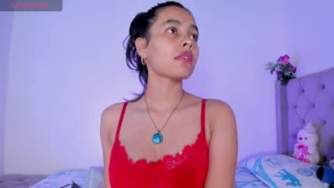 Samara is my name a pleasure delighted that you are here leave your thumb up it is important to me online show from 04-09-26, 06:19