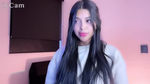 Snapshot of samara_lam chatting on 03-12-25, 11:31 Sammy  online show from 03-12-25, 11:31