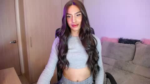 Samara Silex online show from 10-16-25, 03:07
